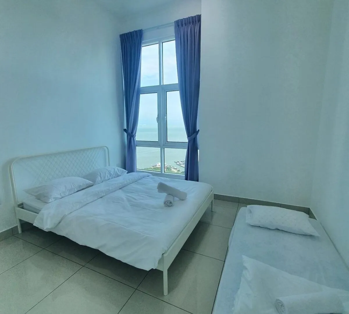 Southbay Seaview Condo A23 #10Minqueensbay 峇六拜